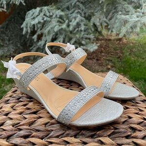 Badgley Mischka Silver Jewel Studded Dual Stral Slingback Wedge Bling Sandals